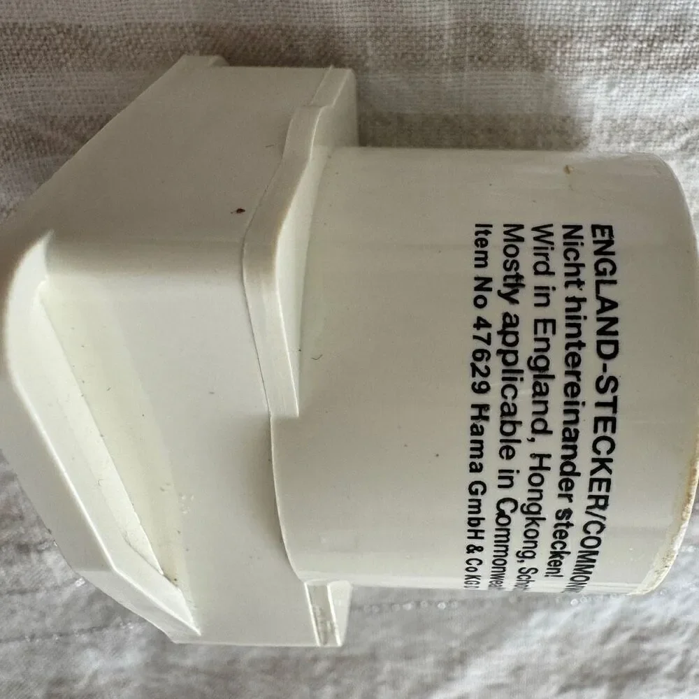 Travel Adapter Plug for Commonwealth - White
